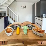 Maison 2km De La Tatil Evi *